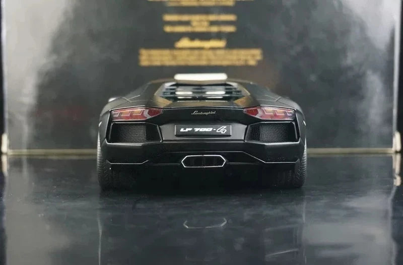 AutoArt Lamborghini 2011 Aventador LP700-4 Black 1:18 – Modèle moulé sous pression en métal de collection