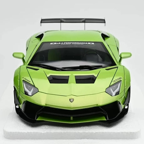AutoArt Lamborghini 2011 Aventador LP700-4 LB Works Green 1:18 – Keräilyesineitä valuvalumallina
