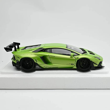 AutoArt Lamborghini 2011 Aventador LP700-4 LB Works Green 1:18 – Keräilyesineitä valuvalumallina