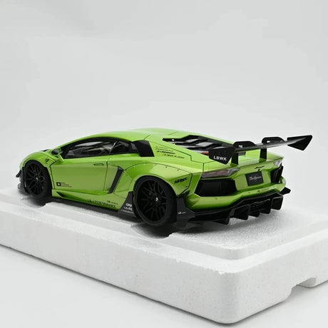 AutoArt Lamborghini 2011 Aventador LP700-4 LB Works Green 1:18 – Keräilyesineitä valuvalumallina