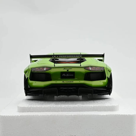 AutoArt Lamborghini 2011 Aventador LP700-4 LB Works Green 1:18 – Keräilyesineitä valuvalumallina