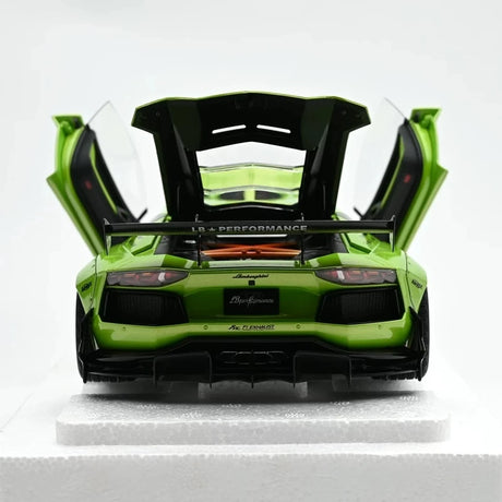 AutoArt Lamborghini 2011 Aventador LP700-4 LB Works Green 1:18 – Keräilyesineitä valuvalumallina