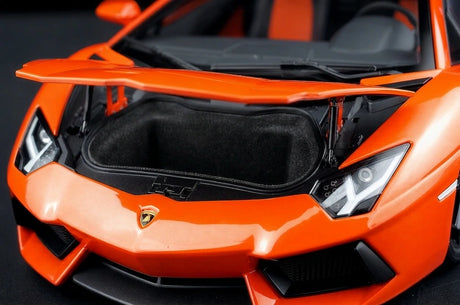 AutoArt Lamborghini 2011 Aventador LP700-4 Orange 1:18 – Keräilyesineitä valuvalumalli