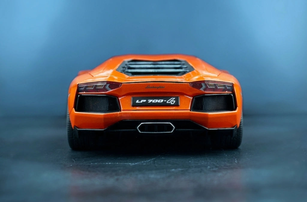 AutoArt Lamborghini 2011 Aventador LP700-4 Orange 1:18 – Modello da collezione pressofuso