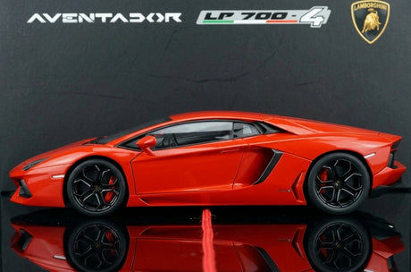 AutoArt Lamborghini 2011 Aventador LP700-4 Red 1:18 – Keräilyesineet valuvalumallit