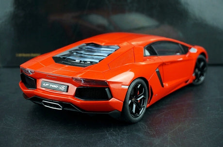 AutoArt Lamborghini 2011 Aventador LP700-4 Red 1:18 – Keräilyesineet valuvalumallit