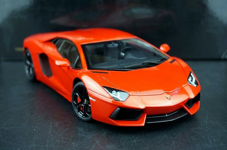 AutoArt Lamborghini 2011 Aventador LP700-4 Red 1:18 – Keräilyesineet valuvalumallit