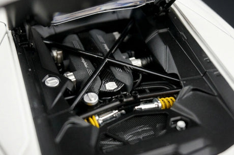 AutoArt Lamborghini 2011 Aventador LP700-4 White 1:18 – Keräilyesineet valuvalumallit