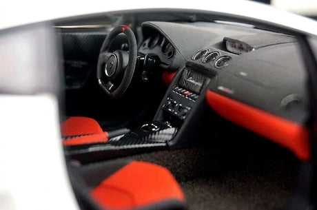 AutoArt Lamborghini 2011 Gallardo LP570-4 Super Trofeo Stradale White 1:18 – Keräilyvalumalli