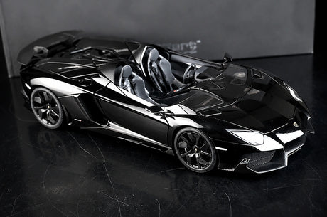 AutoArt Lamborghini 2012 Aventador J Black 1:18 – Keräilymallinen valuvalumalli