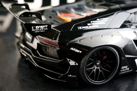 AutoArt Lamborghini 2012 Aventador LP700-4 LB-Works Black 1:18 – Keräilymalli valuvalumalli