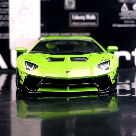 AutoArt Lamborghini 2012 Aventador LP700-4 LB-ووركس جرين 1:18 – نموذج معدني قابل للجمع من القالب المصبوب