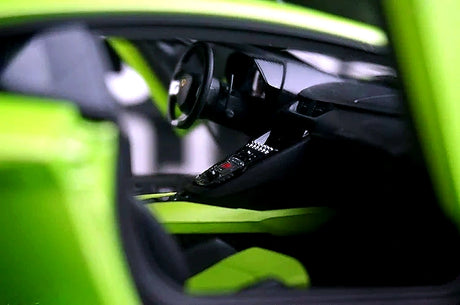 AutoArt Lamborghini 2012 Aventador LP700-4 LB-ووركس جرين 1:18 – نموذج معدني قابل للجمع من القالب المصبوب