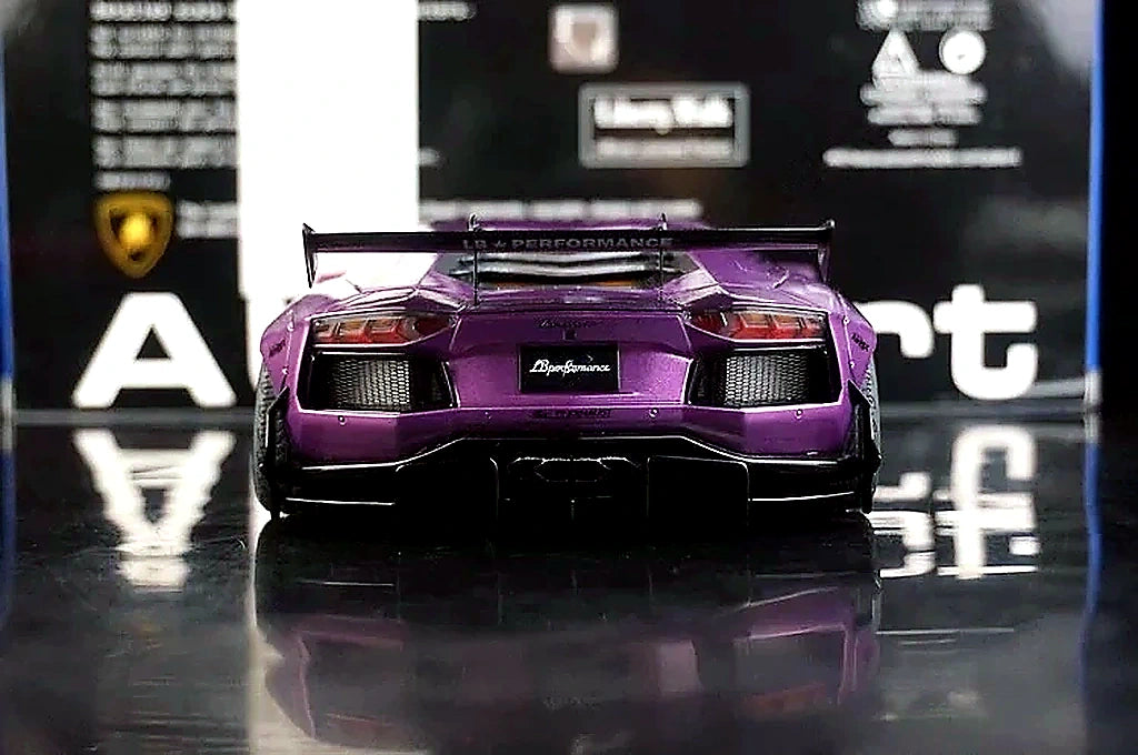 AutoArt Lamborghini 2012 Aventador LP700-4 LB-ووركس بنفسجي 1:18 – نموذج معدني قابل للجمع من القالب المصبوب