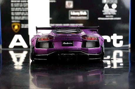 AutoArt Lamborghini 2012 Aventador LP700-4 LB-ووركس بنفسجي 1:18 – نموذج معدني قابل للجمع من القالب المصبوب