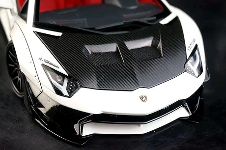 AutoArt Lamborghini 2012 Aventador LP700-4 LB-ووركس وايت 1:18 – نموذج معدني قابل للجمع من القالب المصبوب