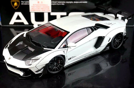 AutoArt Lamborghini 2012 Aventador LP700-4 LB-ووركس وايت 1:18 – نموذج معدني قابل للجمع من القالب المصبوب