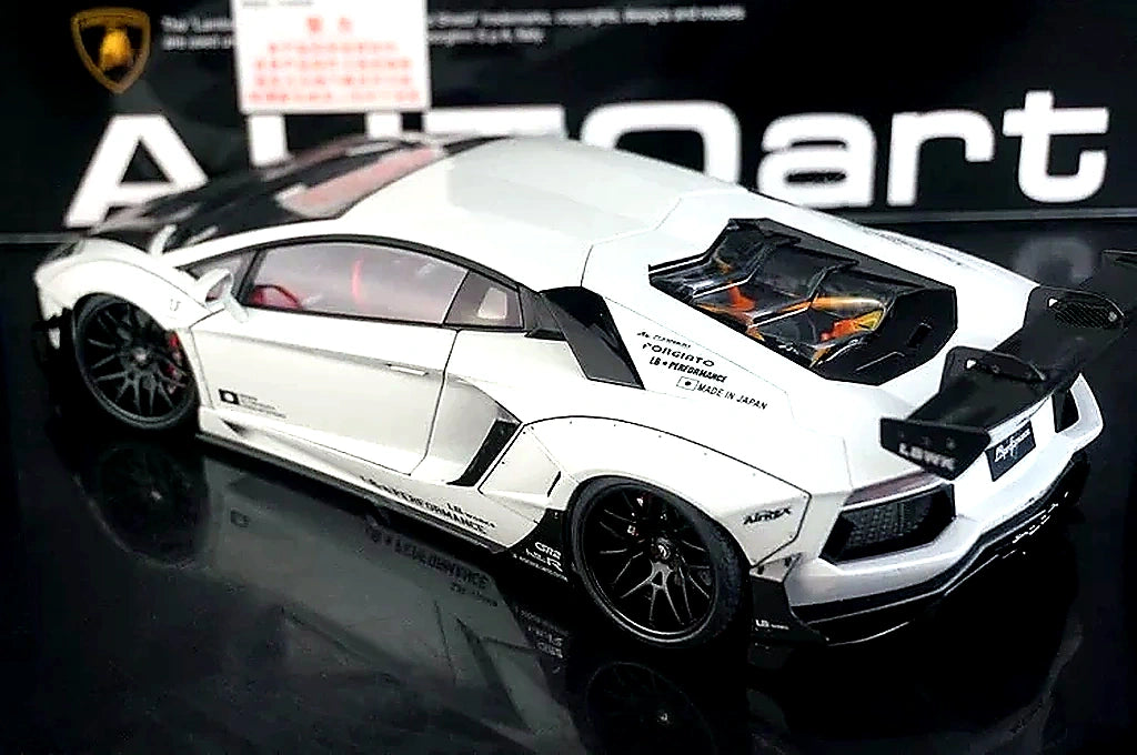 AutoArt Lamborghini 2012 Aventador LP700-4 LB-Works White 1:18 – Modello da collezione in metallo pressofuso