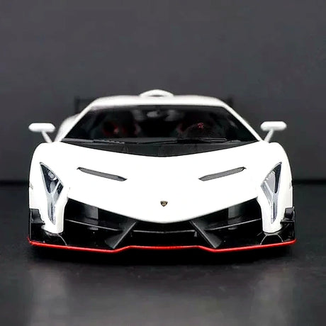AutoArt Lamborghini 2013 فينينو وايت 1:18 – نموذج معدني قابل للجمع من القالب المصبوب.
