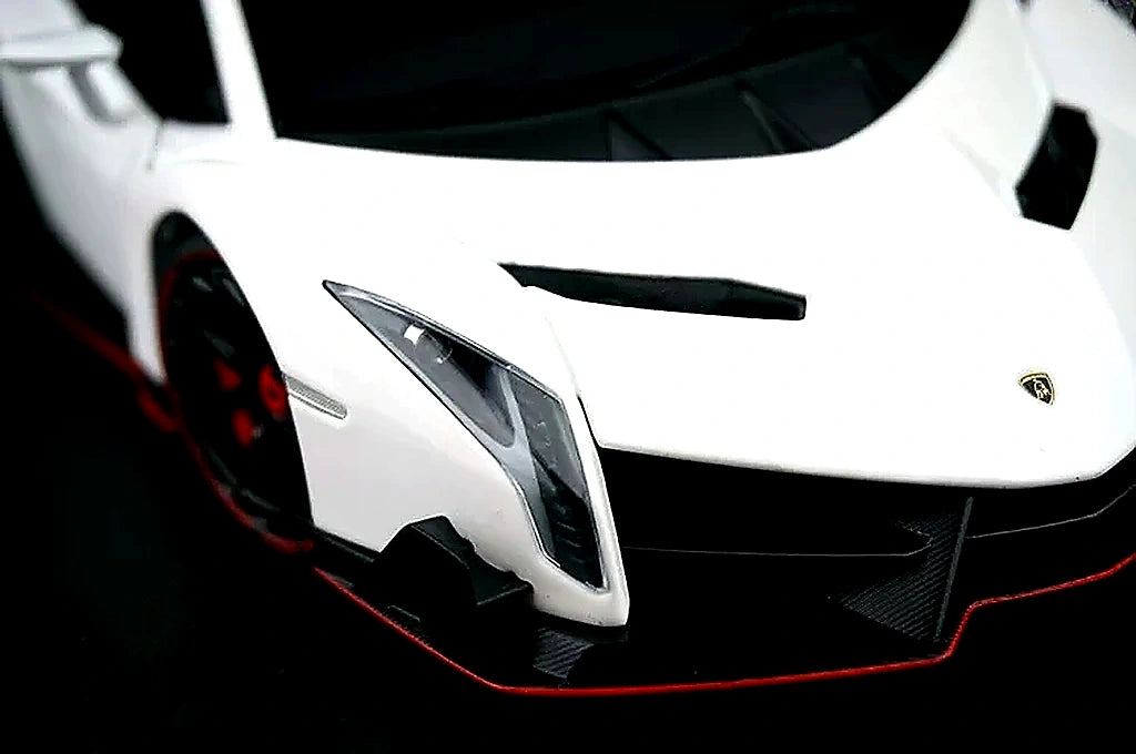 AutoArt Lamborghini 2013 Veneno White 1:18 – Modello da collezione in pressofuso