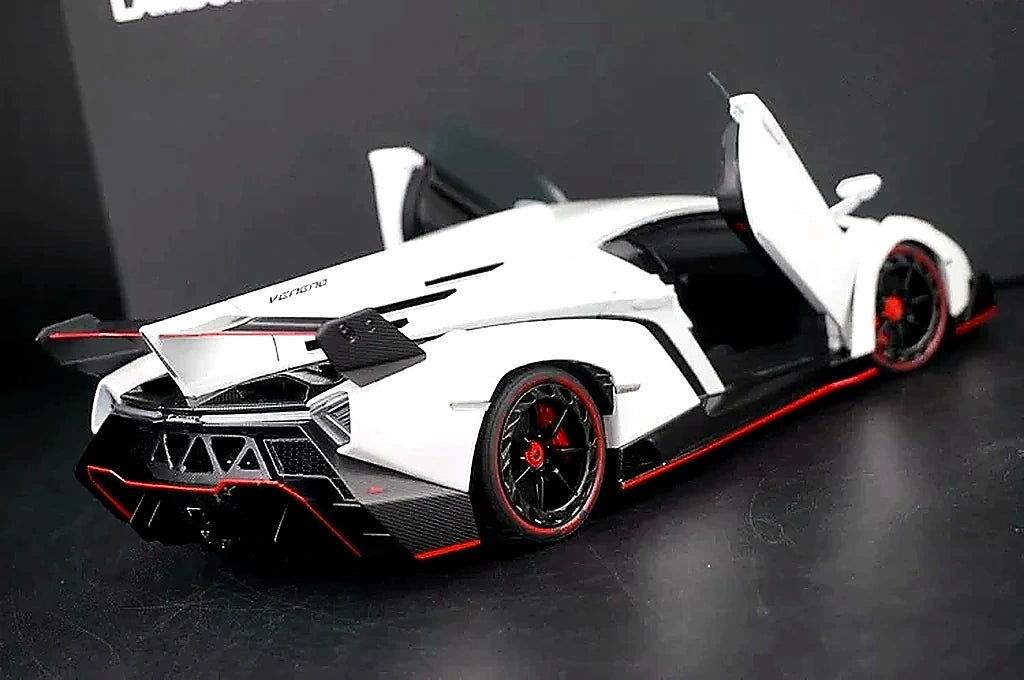 AutoArt Lamborghini 2013 Veneno White 1:18 – Modello da collezione in pressofuso