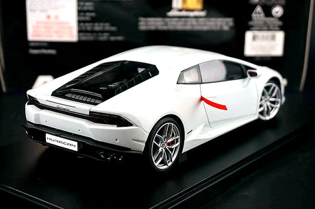 AutoArt Lamborghini 2014 هوراكان LP610-4 وايت 1:18 – نموذج معدني قابل للجمع من القالب المصبوب