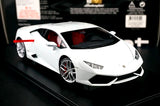 AutoArt Lamborghini 2014 هوراكان LP610-4 وايت 1:18 – نموذج معدني قابل للجمع من القالب المصبوب