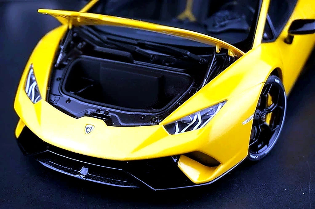 AutoArt Lamborghini 2014 Huracan LP610-4 Yellow 1:18 – Collectible Diecast Model Die-Cast