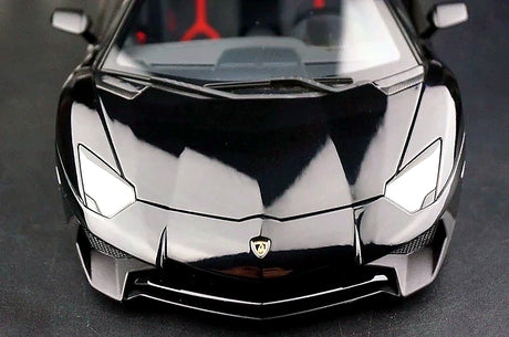 AutoArt Lamborghini 2015 Aventador LP750-4 SV بلاك 1:18 – نموذج معدني قابل للجمع من القالب المصبوب