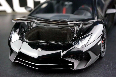 AutoArt Lamborghini 2015 Aventador LP750-4 SV بلاك 1:18 – نموذج معدني قابل للجمع من القالب المصبوب