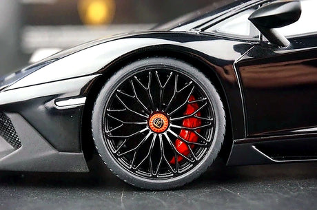 AutoArt Lamborghini 2015 Aventador LP750-4 SV بلاك 1:18 – نموذج معدني قابل للجمع من القالب المصبوب