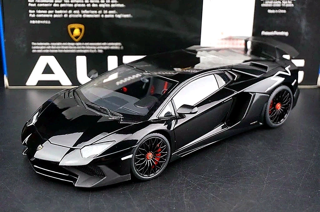 AutoArt Lamborghini 2015 Aventador LP750-4 SV Black 1:18 – Modello da collezione in pressofuso