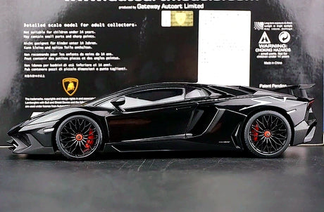 AutoArt Lamborghini 2015 Aventador LP750-4 SV بلاك 1:18 – نموذج معدني قابل للجمع من القالب المصبوب