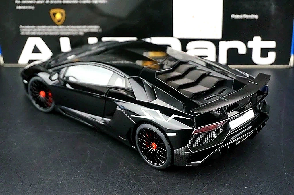 AutoArt Lamborghini 2015 Aventador LP750-4 SV Black 1:18 – Modello da collezione in pressofuso