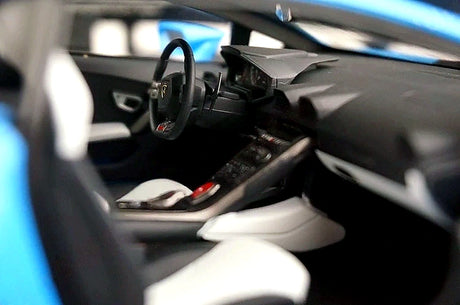 AutoArt Lamborghini 2015 هوراكان LP610-4 LB-ووركس بلو 1:18 – نموذج معدني قابل للجمع مصبوب، قالب