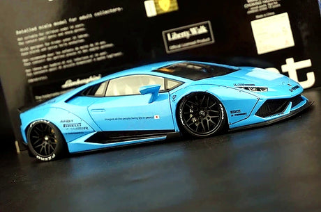 AutoArt Lamborghini 2015 هوراكان LP610-4 LB-ووركس بلو 1:18 – نموذج معدني قابل للجمع مصبوب، قالب