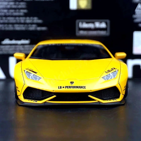 AutoArt Lamborghini 2015 هوراكان LP610-4 LB-ووركس أصفر 1:18 – نموذج معدني قابل للجمع من القالب المصبوب