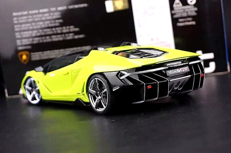 AutoArt Lamborghini 2016 سينتيناريو LP770-4 Roadster 1:18 – نموذج معدني قابل للجمع من القالب المصبوب