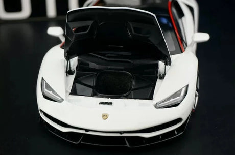 AutoArt Lamborghini 2016 سينتيناريو LP770-4 وايت 1:18 – نموذج معدني قابل للجمع مصبوب.