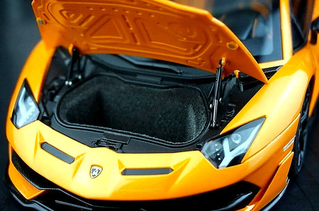 AutoArt Lamborghini 2018 Aventador SVJ أورانج 1:18 – نموذج معدني قابل للجمع من قالب القالب