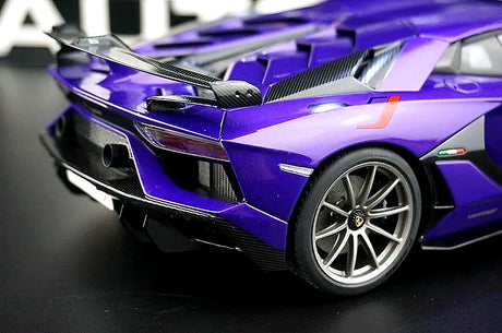 AutoArt Lamborghini 2018 Aventador SVJ Purple 1:18 – نموذج معدني قابل للجمع من القالب المصبوب