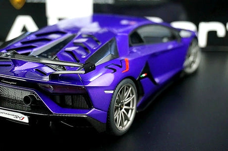 AutoArt Lamborghini 2018 Aventador SVJ Purple 1:18 – نموذج معدني قابل للجمع من القالب المصبوب