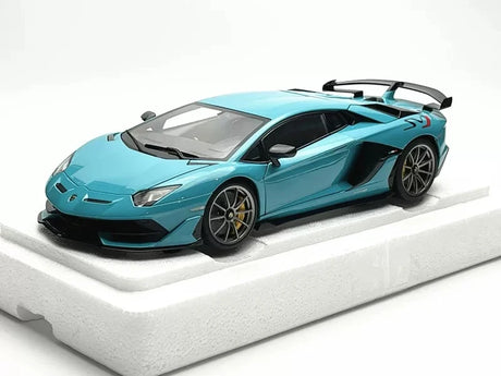 AutoArt Lamborghini 2018 Aventador SVJ فيروز 1:18 – نموذج معدني قابل للجمع من القالب المصبوب