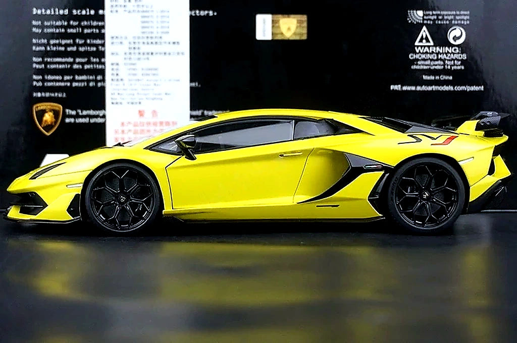 AutoArt Lamborghini 2018 Aventador SVJ Yellow 1:18 – Modello Pressofuso da collezione