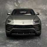 AutoArt Lamborghini 2018 Urus رمادي 1:18 – نموذج معدني قابل للجمع من القالب المصبوب