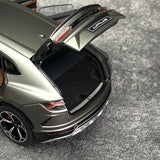 AutoArt Lamborghini 2018 Urus رمادي 1:18 – نموذج معدني قابل للجمع من القالب المصبوب