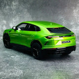 AutoArt Lamborghini 2018 Urus 1:18 الأخضر – نموذج معدني قابل للجمع من القالب المصبوب