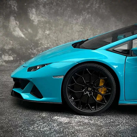 AutoArt Lamborghini 2019 هوراكان EVO بلو 1:18 – نموذج معدني قابل للجمع من نوع القالب المصبوب