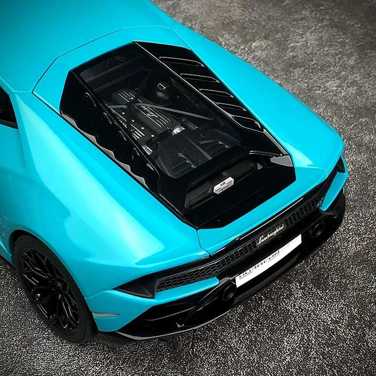 AutoArt Lamborghini 2019 هوراكان EVO بلو 1:18 – نموذج معدني قابل للجمع من نوع القالب المصبوب