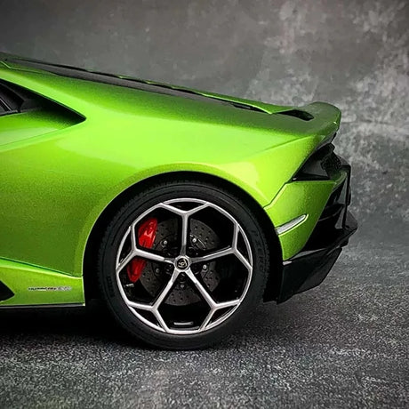 AutoArt Lamborghini 2019 هوراكان EVO جرين 1:18 – نموذج معدني قابل للجمع من القالب المصبوب